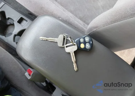 2004 Toyota Tacoma Xtracab z USA, uszkodzony, nr VIN 5TEWN72N64Z391867